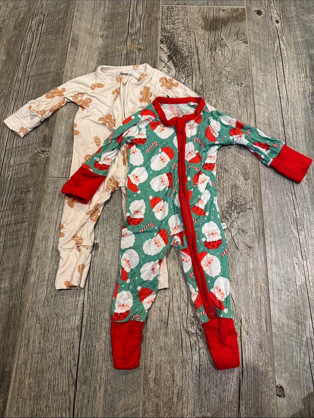 Newborn Dream Big / Tiny Jams Bamboo Double Zipper Romper Holiday Pajama Lot